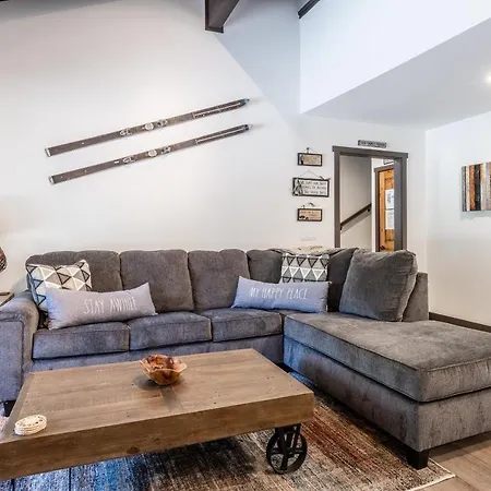 Horizons IV #156 New Luxurious Listing! Fully Remodeled 2 Bedroom Plus Loft 3 Full Bathroom Sleeps 8